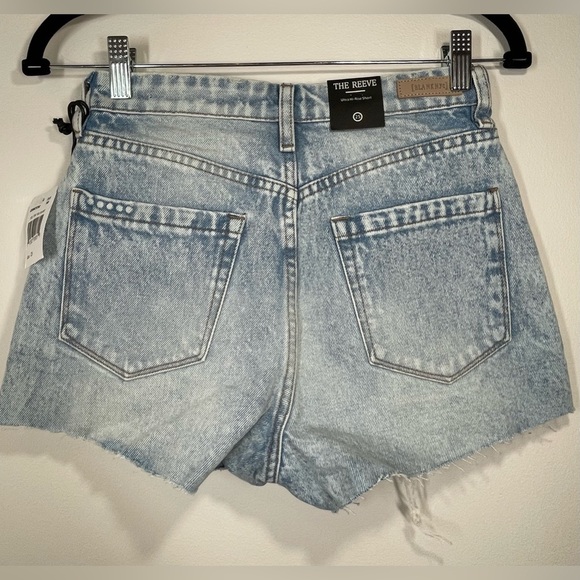 NWT BLANKNYC The Reeve Ultra High-Rise Frayed Hem Light Denim Shorts Size 25 - Picture 7 of 14